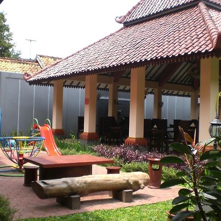 3C Familia Residence Γιογκιακάρτα Εξωτερικό φωτογραφία