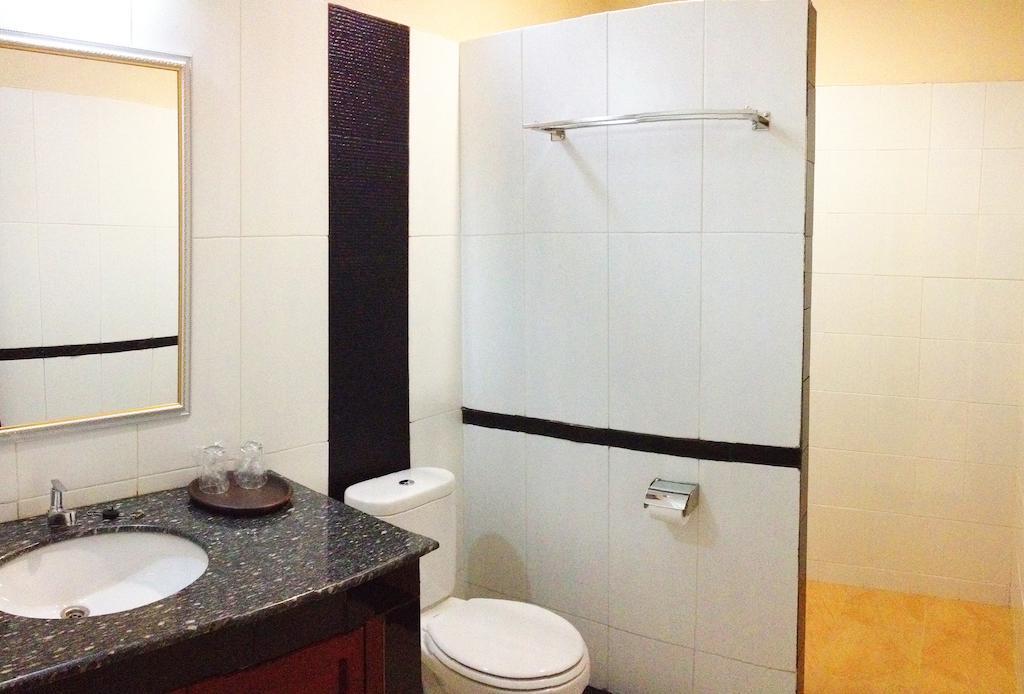 3C Familia Residence Γιογκιακάρτα Δωμάτιο φωτογραφία