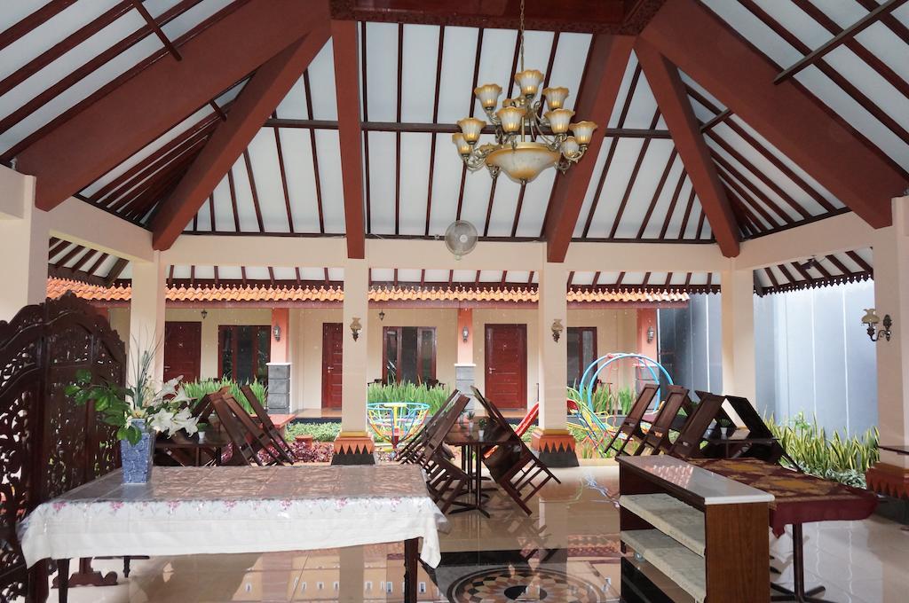 3C Familia Residence Γιογκιακάρτα Εξωτερικό φωτογραφία